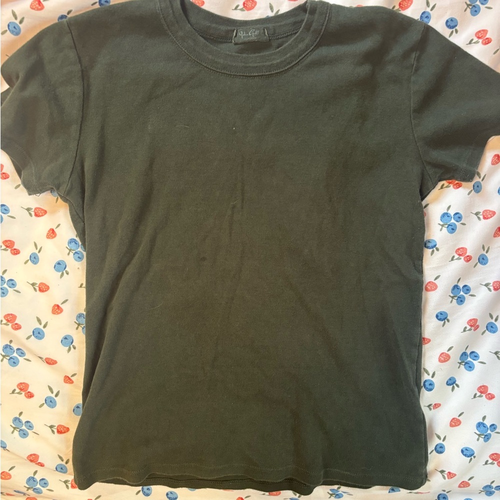 Green T-Shirt (cropped)